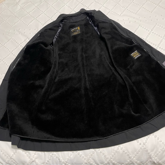 London Fog Trench Coat, with 100% Alpaca - Picture 5 of 11